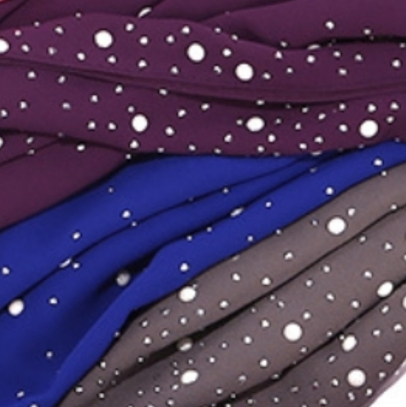 Scarf - Picture 5 of 6